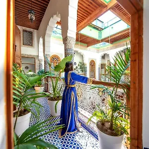 **** Riad Nass Zmane Marruecos